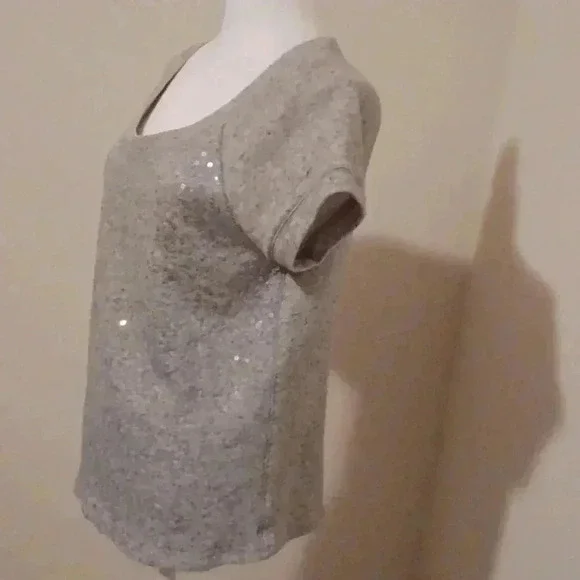 -- Short sleeve sweater with sparkles - Picture 4 of 7